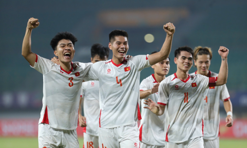 Tuyển U23 Việt Nam khởi đầu suôn sẻ