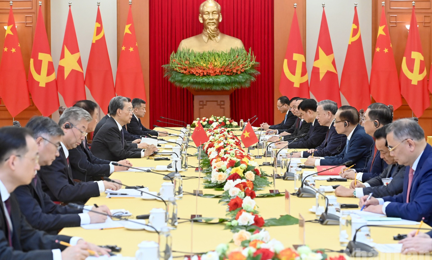 [Ảnh] Tổng Bí thư Tô Lâm tiếp Ủy viên trưởng Nhân đại toàn quốc Trung Quốc Triệu Lạc Tế