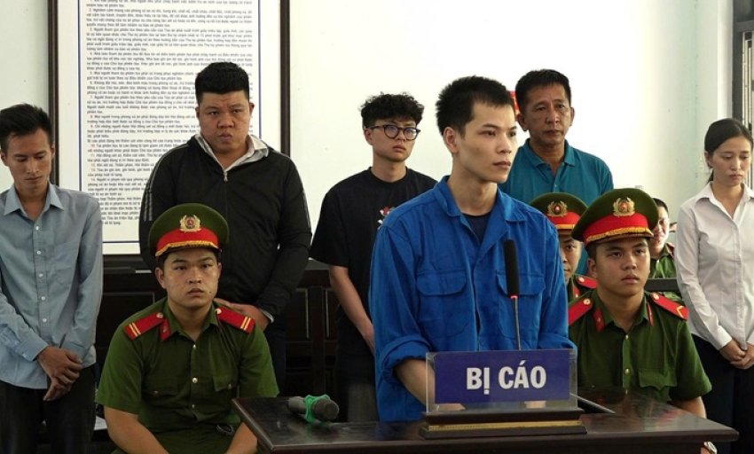 Bán hơn 53 triệu dữ liệu cá nhân cho môi giới bất động sản, dịch vụ tài chính, thu gần tỉ đồng