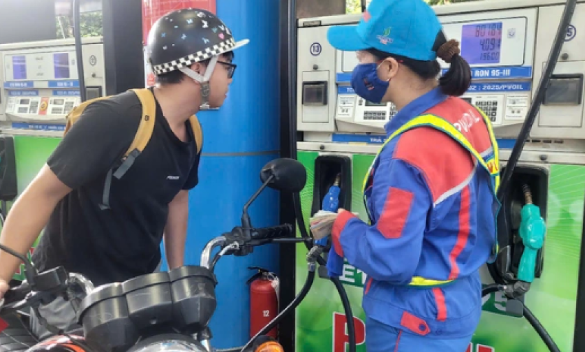 Bán xăng E10, có xóa sổ xăng khoáng RON 95-V hay không?