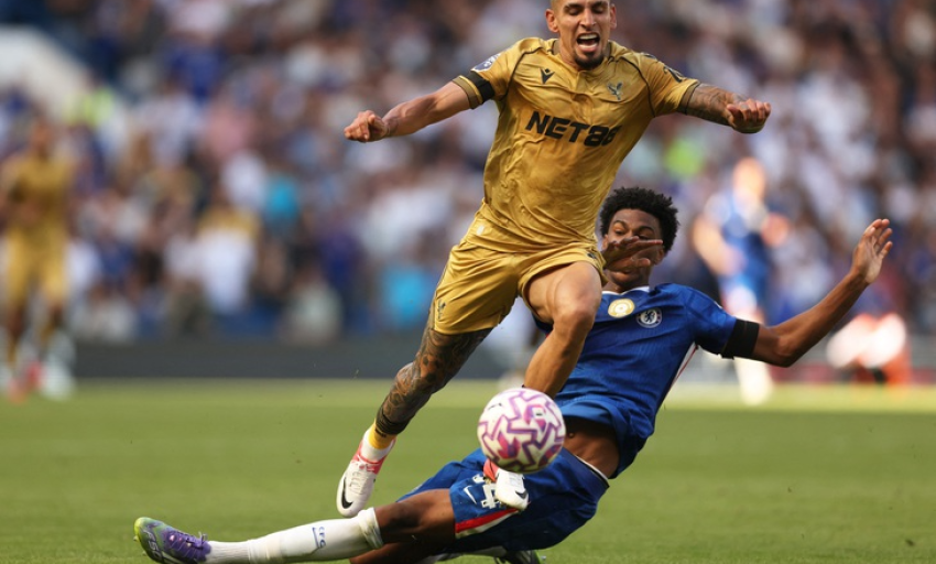 Chelsea gây thất vọng ở trận ra quân Premier League