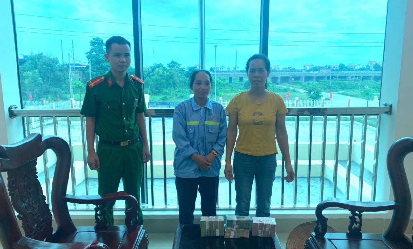 Công dân xã Phù Lãng trả lại gần 500 triệu đồng do người khác chuyển nhầm