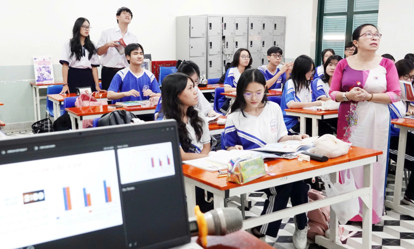 Dạy học 2 buổi/ngày: Băn khoăn buổi 2 không được học chương trình chính khóa
