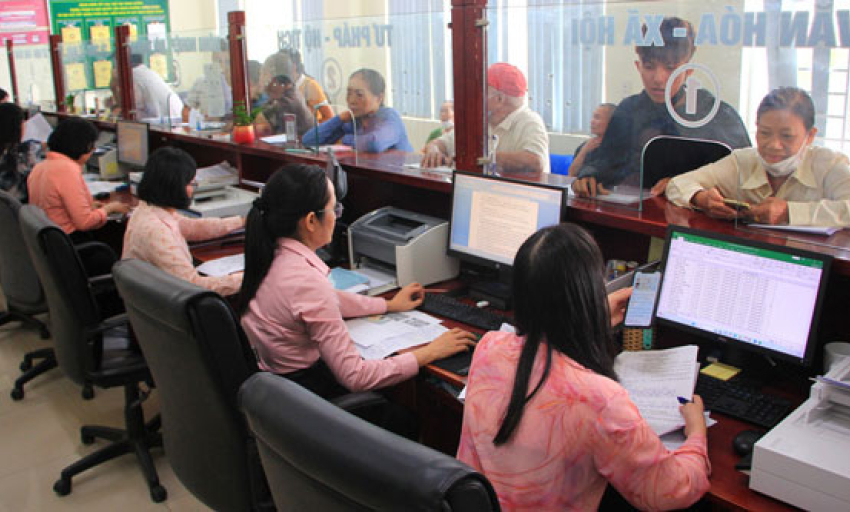 Đổi thay nếp nghĩ, cách làm vì sự phát triển chung