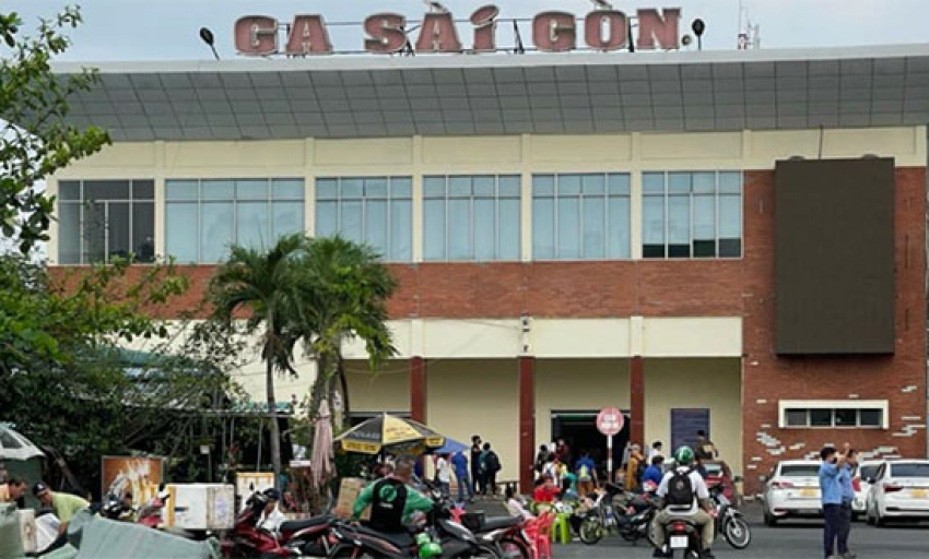 Đường sắt Việt Nam hỗ trợ tân sinh viên mùa tựu trường