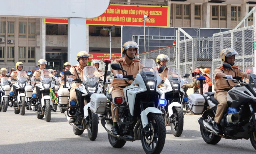 Hà Nội cấm, tạm cấm, hạn chế phương tiện từ 12 giờ 30 phút ngày 24/8 phục vụ tổng hợp luyện lần 2