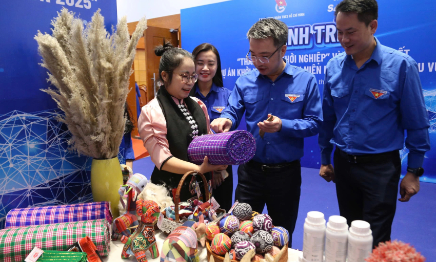 'Khởi nghiệp nông nghiệp không đơn thuần là trồng trọt hay chăn nuôi'