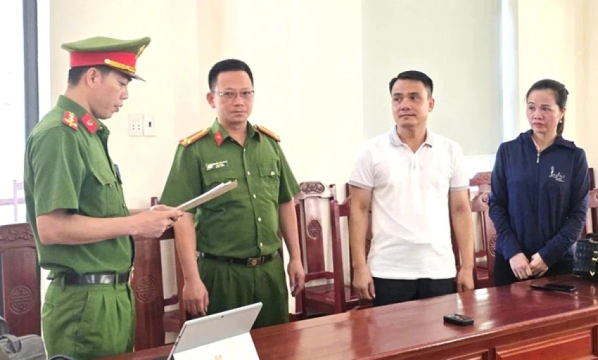 Nâng 15 điểm, 'biến' một thí sinh từ trượt thành... thủ khoa