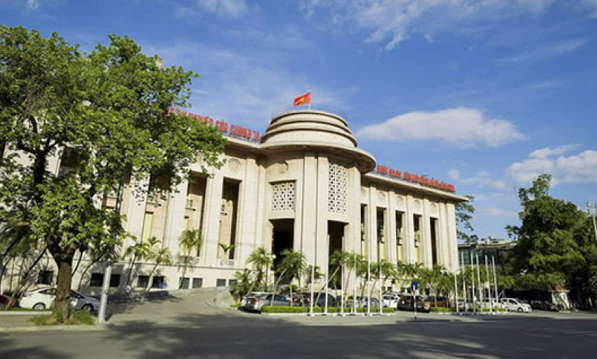 NHNN yêu cầu ngân hàng giảm lãi suất cho vay, hỗ trợ tăng trưởng kinh tế