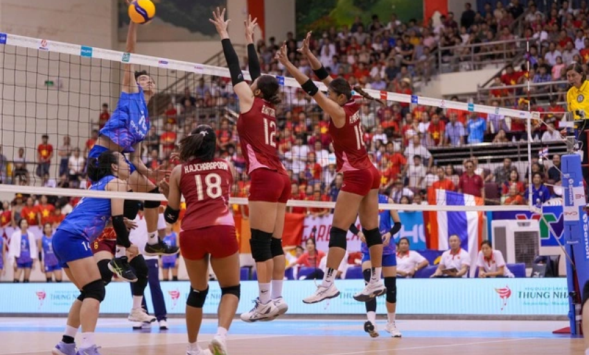 'Siêu nhân' Bích Tuyền cùng bóng chuyền nữ Việt Nam được thưởng nóng tiền tỉ: HLV Tuấn Kiệt nói gì?