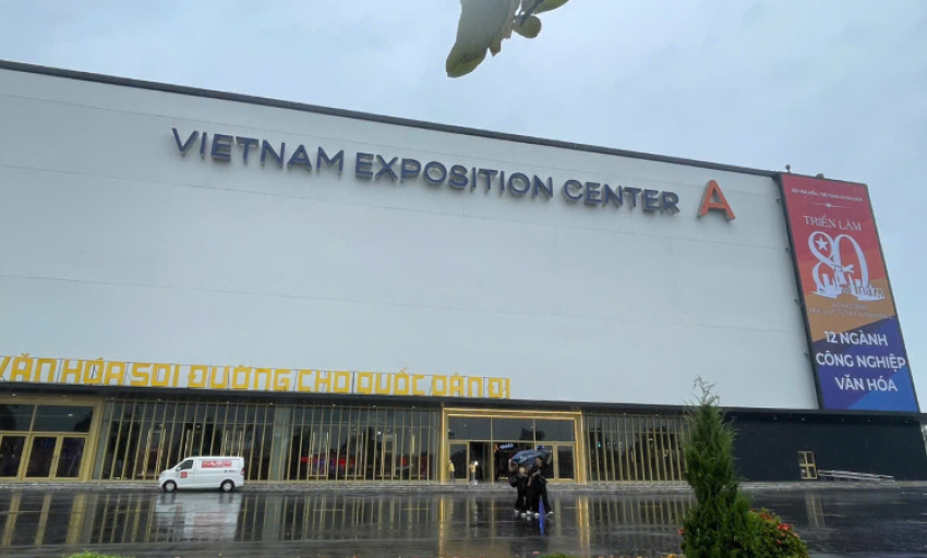 Sức hấp dẫn của không gian “tòa nhà công nghiệp văn hóa” tại Trung tâm Hội chợ Triển lãm Quốc gia