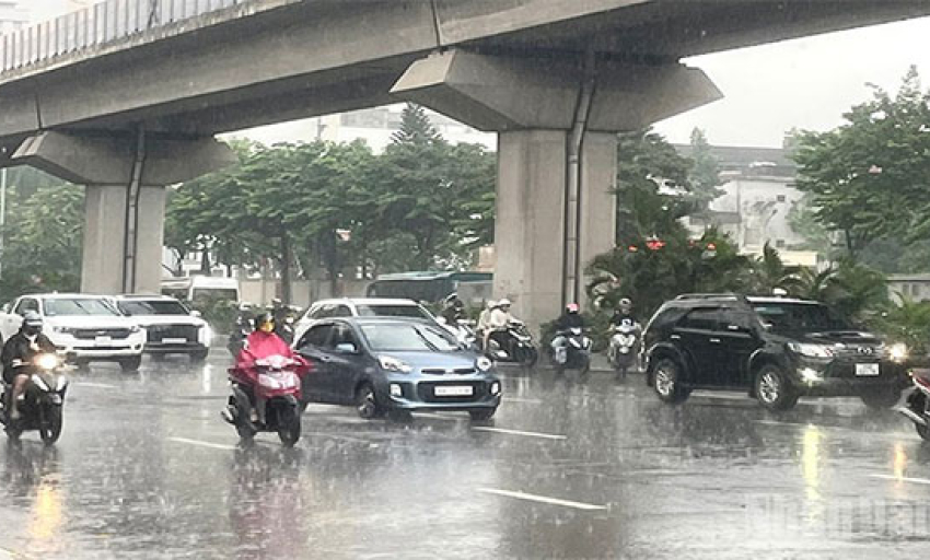 Thời tiết ngày 19/8: Bắc Bộ, Nam Bộ có mưa rào và dông, cục bộ có nơi mưa rất to
