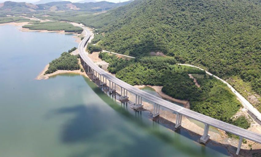Thông tuyến cao tốc từ Hà Nội đến Đà Nẵng vào ngày 19/8