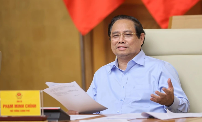 Thủ tướng: Chuyển từ thụ động khám chữa bệnh sang bảo vệ sức khỏe nhân dân khi chưa có bệnh