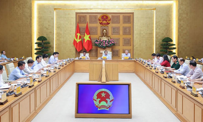Thủ tướng: Khẩn trương hoàn thiện, trình Bộ Chính trị hai nghị quyết đột phá về giáo dục – đào tạo và chăm sóc sức khỏe nhân dân