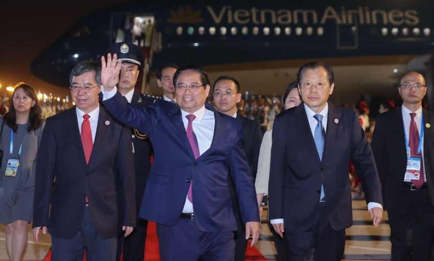 Thủ tướng Phạm Minh Chính tới Thiên Tân, bắt đầu chuyến công tác tại Trung Quốc