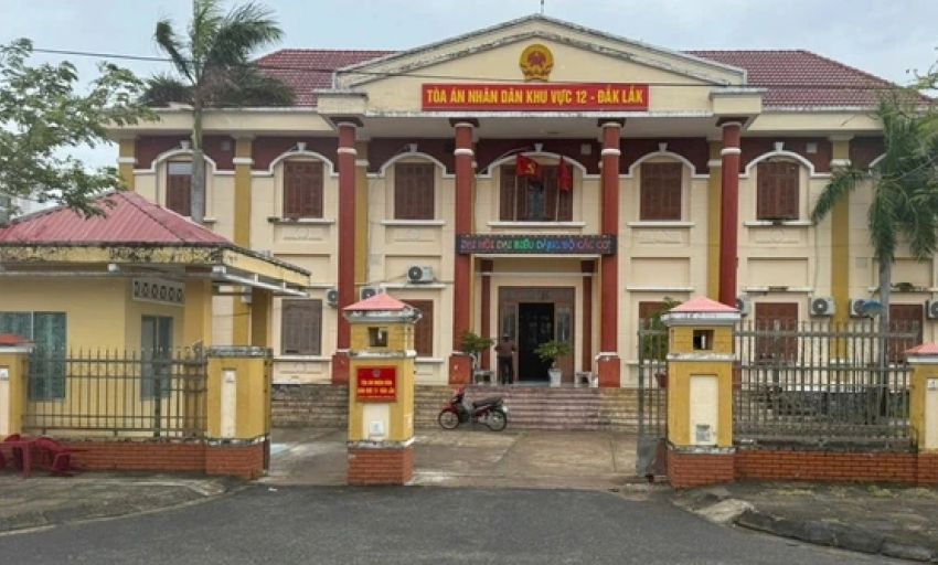 Tòa 'bóc phốt' ngân hàng cho vay tiêu dùng với lãi suất vượt trần