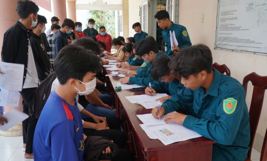 Vi phạm quy định về đăng ký nghĩa vụ quân sự bị phạt đến 30 triệu đồng