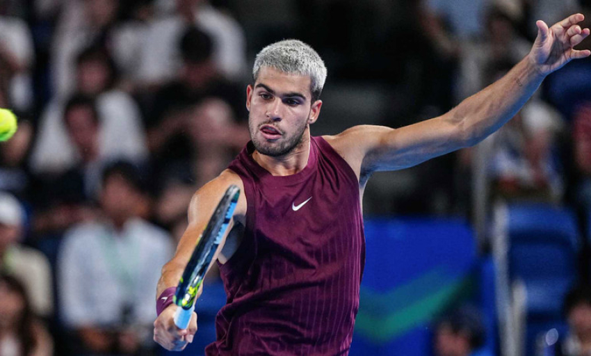 Carlos Alcaraz thắng trận ra mắt Tokyo Open