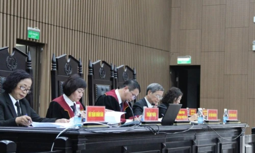 Cựu Phó Chủ nhiệm Văn phòng Quốc hội bị đề nghị mức án 5-6 năm tù