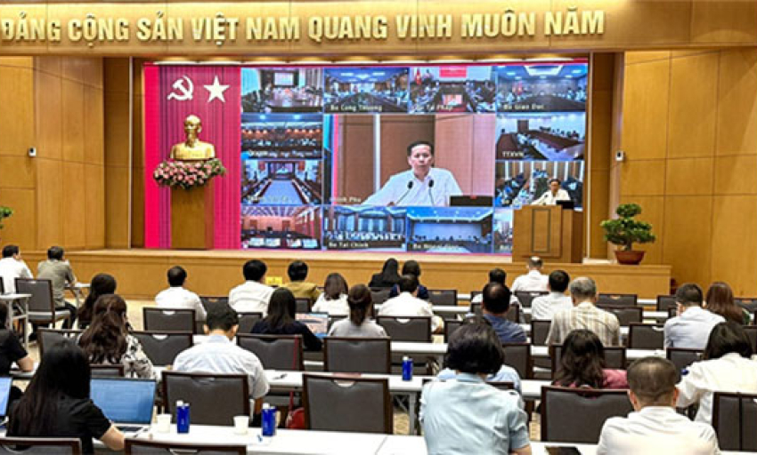 Đảng ủy Chính phủ quán triệt, triển khai thực hiện quy định, chỉ thị, hướng dẫn của Trung ương về thi hành Điều lệ Đảng
