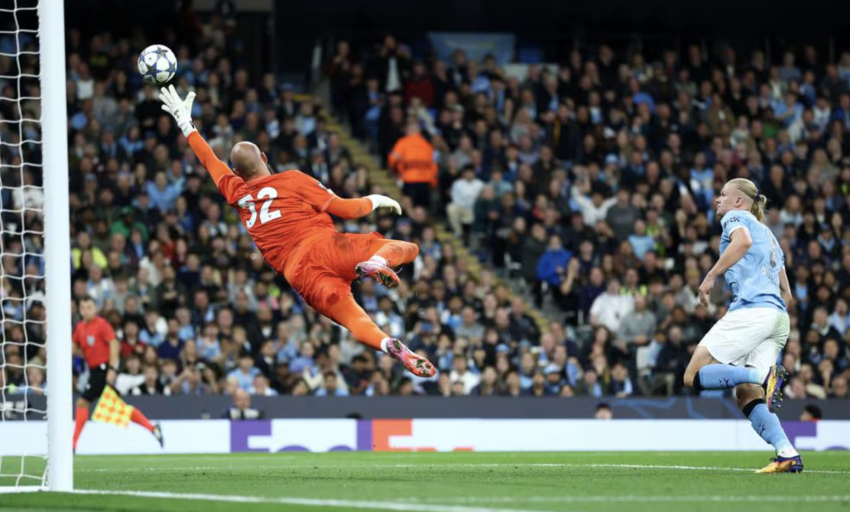 Erling Haaland chạm mốc lịch sử, Man City thắng dễ Napoli của De Bruyne