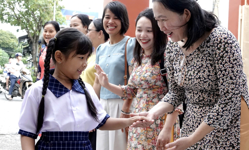 Giữ sự tôn nghiêm trong giáo dục: Kỷ luật không trừng phạt, nâng vị thế người thầy?