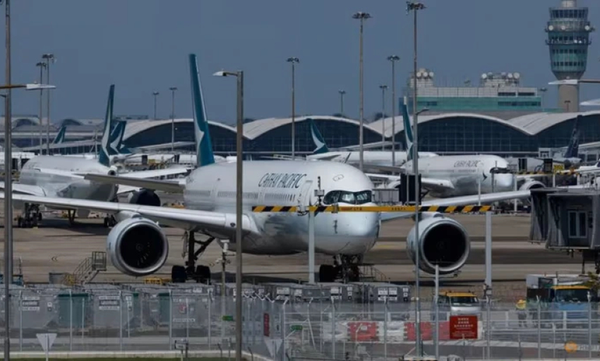 Hong Kong đóng cửa sân bay lâu kỷ lục vì siêu bão Ragasa