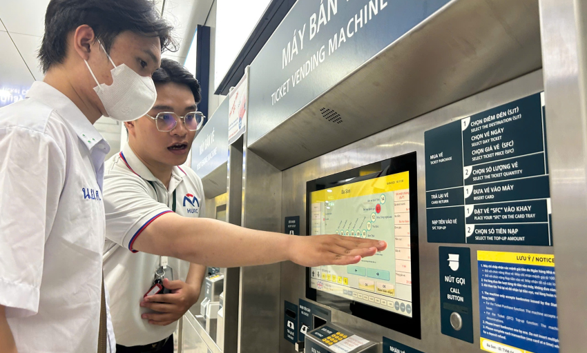 Metro ngưng bán vé giấy: Nhiều người hào hứng vì không còn chờ lâu như trước