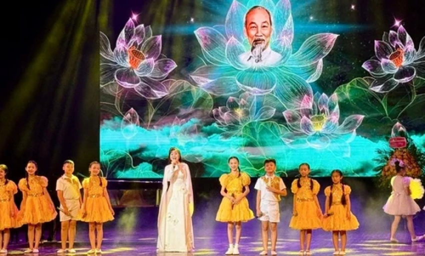 Ngân vang “Giai điệu Tổ quốc” mừng Ngày Âm nhạc Việt Nam