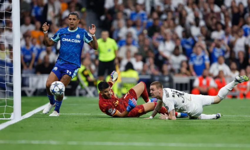 "Người hùng" Mabppe lập kỳ tích, Real Madrid thoát hiểm tại Bernabeu