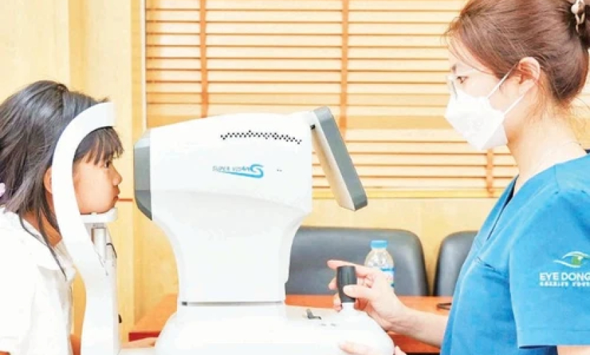 Nguyên nhân tỷ lệ trẻ bị tật khúc xạ tăng cao