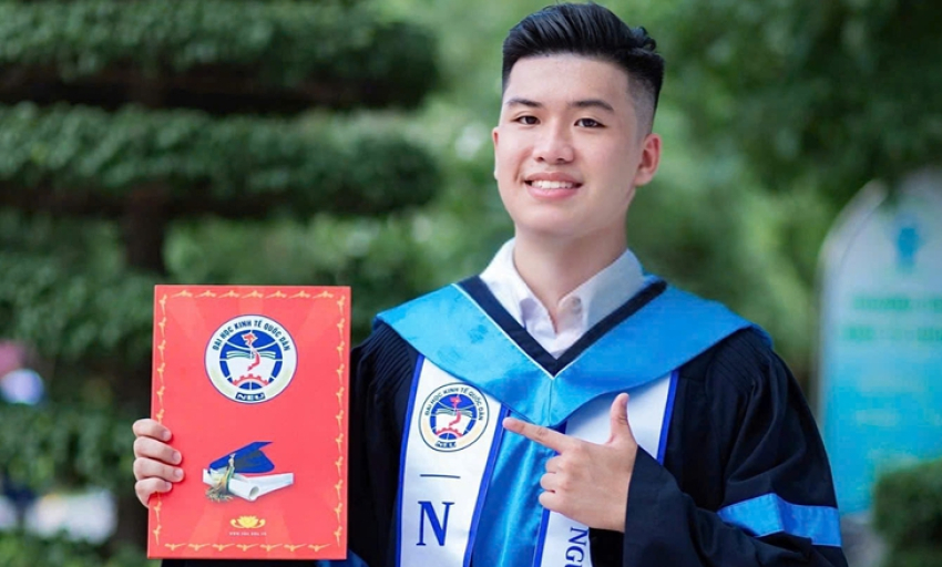 Nhập học hơn 10 ngày, gần 80% sinh viên Đại học Kinh tế quốc dân được ký đạt chuẩn đầu ra tiếng Anh