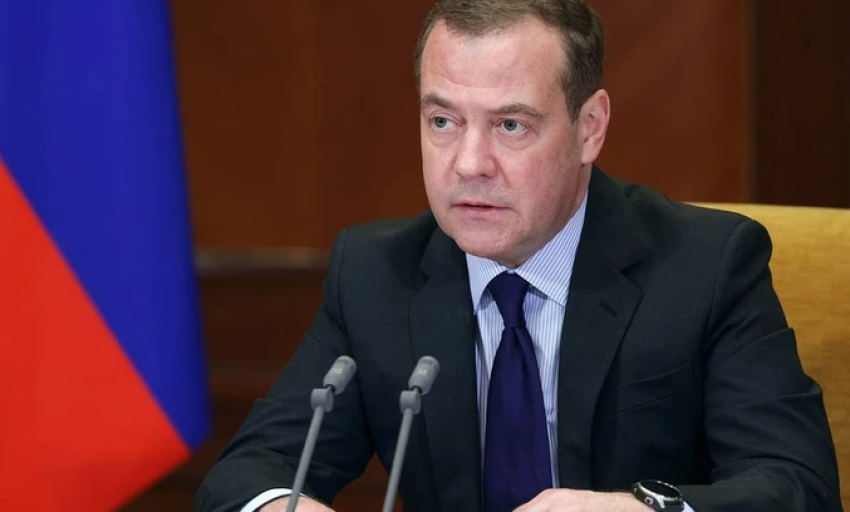 Ông Medvedev cảnh báo về khả năng xảy ra chiến tranh sinh học