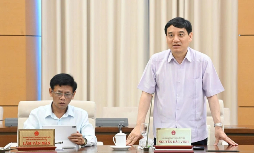 Ông Nguyễn Đắc Vinh: Kỷ luật quá nhẹ với học sinh lệch chuẩn sẽ gây hệ lụy xấu cho xã hội