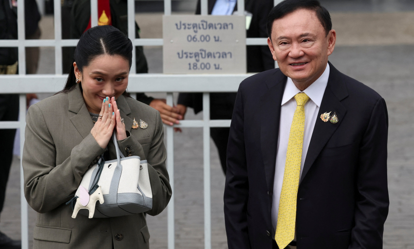 Ông Thaksin tự nguyện xin giám sát vệ sinh cống rãnh nhà tù