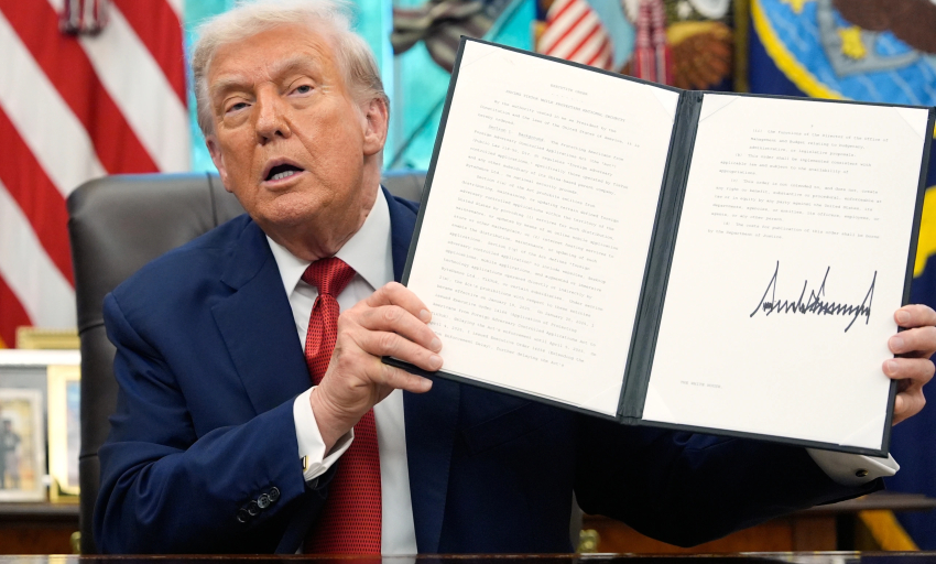 Ông Trump ký sắc lệnh hành pháp, rao bán TikTok với giá 14 tỉ USD