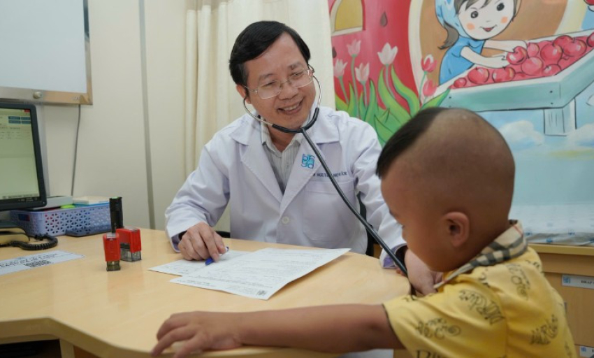 Thủ phạm gây ra tình trạng gan, máu nhiễm mỡ ở trẻ em