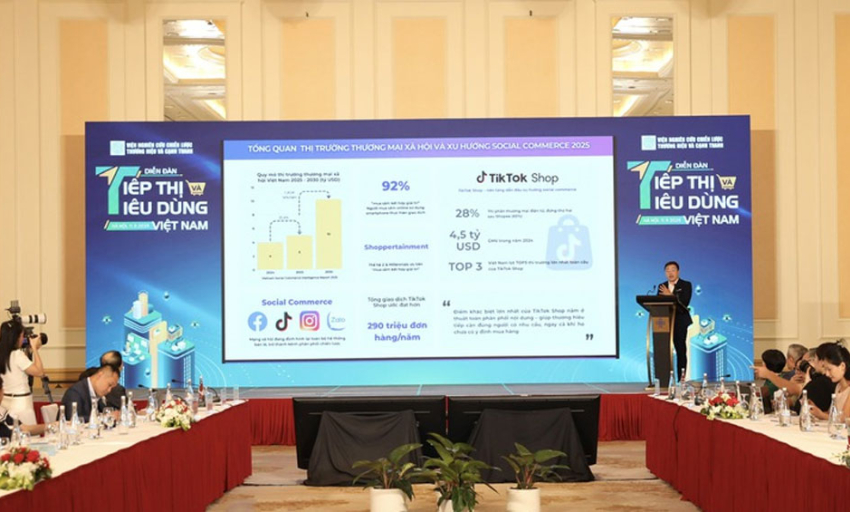 Tiêu dùng xanh - số: Áp lực và cơ hội tái cấu trúc cho doanh nghiệp Việt