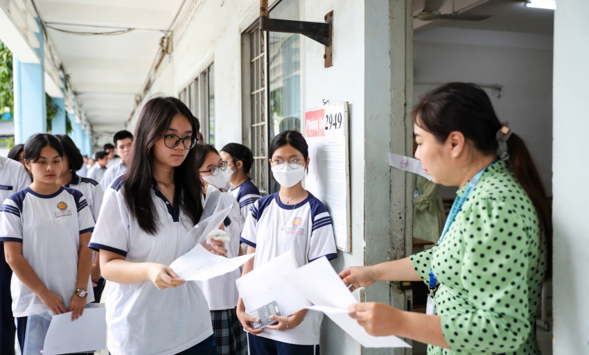 Tuyển sinh ĐH 2026: Cần công bằng trong chính sách cộng điểm ngoại ngữ