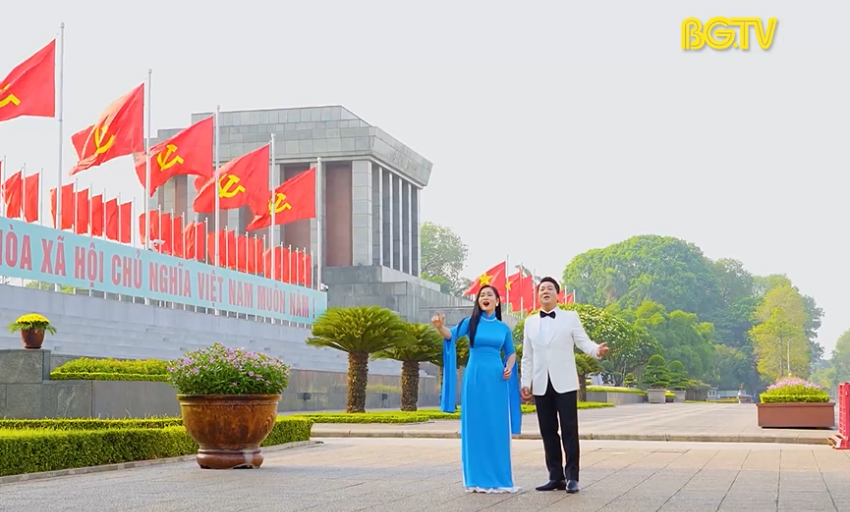 Chiếc hộp âm nhạc ngày 17-05-2025