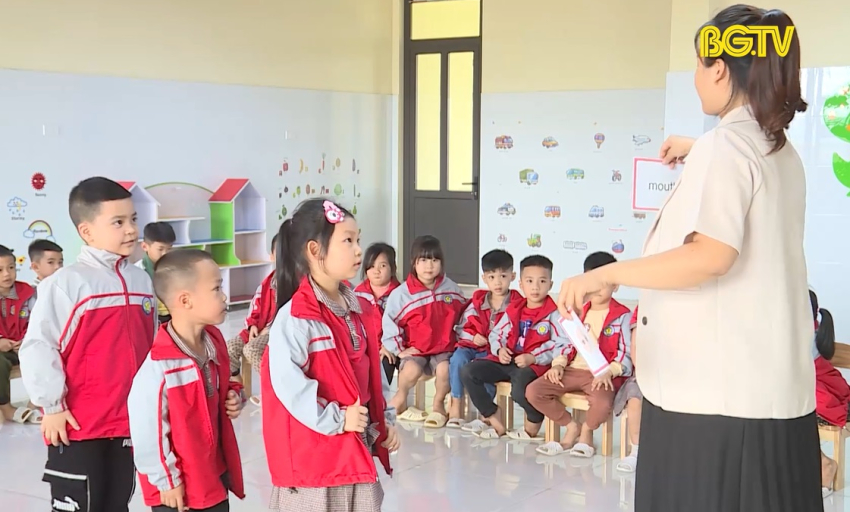 ĐBND với cử tri: Hiệu quả từ Nghị quyết 28 hỗ trợ giáo dục mầm non