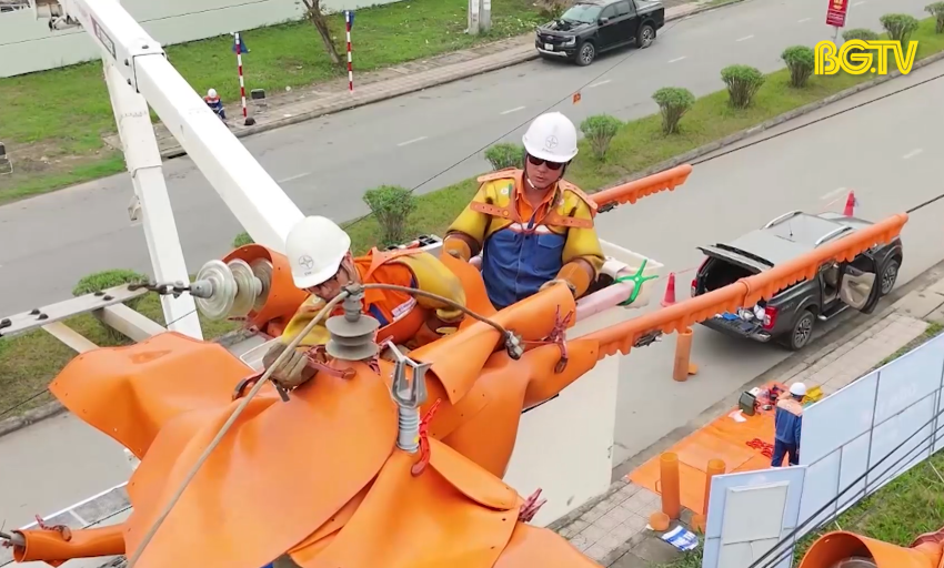Điện với SX&ĐS: Thực hành tiết kiệm, chống lãng phí