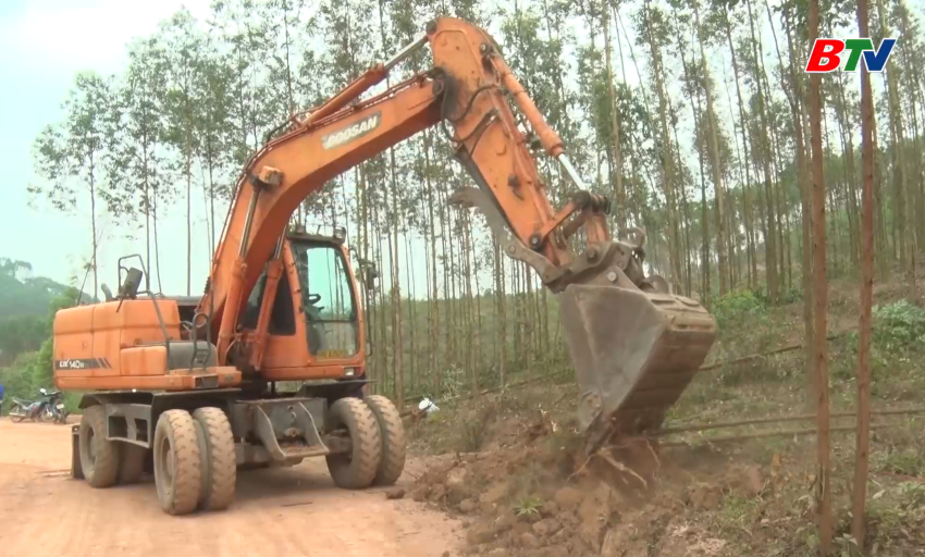 Giảm nghèo bền vững: Xây dựng hạ tầng giúp dân xóa đói giảm nghèo