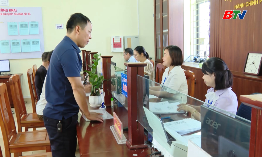 Xây dựng Đảng: Nâng cao vai trò lãnh đạo của Đảng ở cơ sở