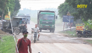 Đường tỉnh 294, người dân chịu ảnh hưởng từ ô nhiễm khói bụi