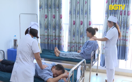 An toàn sống: Khắc phục chứng đau vai gáy cho dân văn phòng