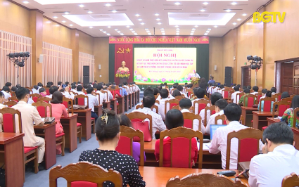 Tạo đột phá trong xây dựng Đảng và phát triển KT-XH từ học và làm theo Bác