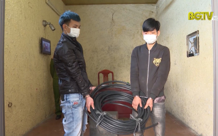 Bắt nhóm đối tượng chuyên trộm cắp dây cáp điện ngầm