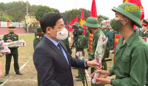 Bí thư Tỉnh ủy dự Lễ giao nhận quân tại huyện Tân Yên